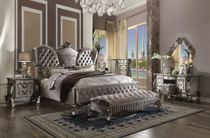 Cama California King de 87" x 100" x 75" con tapizado de terciopelo platino antiguo y resina de polietileno