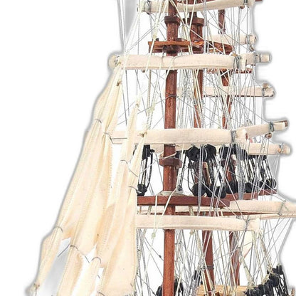 Escultura de mesa de barco Cutty Sark de 17" en madera marrón y metal, pintada a mano