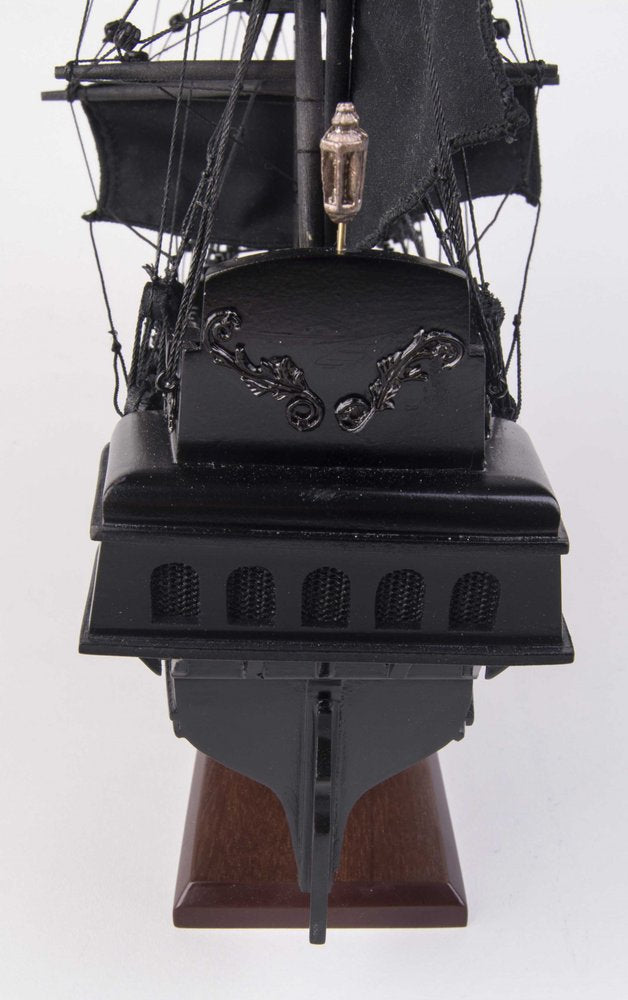 Barco pirata de la Perla Negra de 6,5" x 20" x 19"
