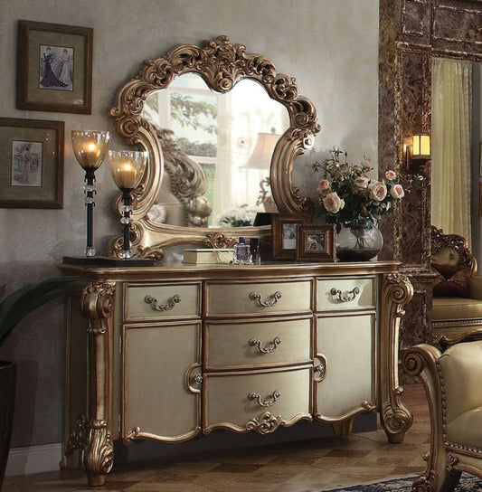 Cómoda de madera maciza dorada de 71"