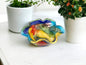 Centro de mesa de vidrio artístico multicolor arcoíris de 9"