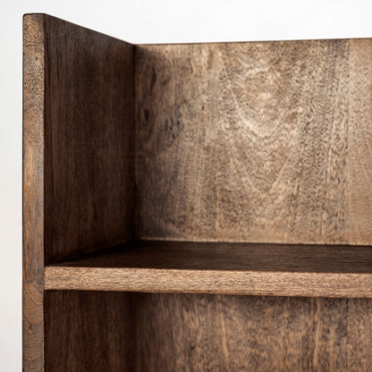 Perchero de madera color marrón crema con asiento forrado en tela y almacenamiento