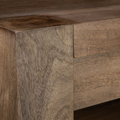 Isla de cocina de madera maciza marrón con encimera lisa de dos niveles