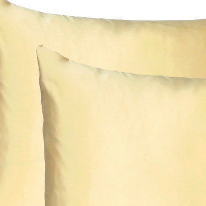 Juego de 2 fundas de almohada Queen de satén sedoso en amarillo pálido Dreamy