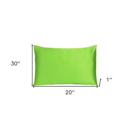 Juego de 2 fundas de almohada Queen de satén sedoso en color verde brillante y soñador