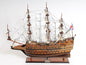 Escultura de barco Sovereign of the Seas de madera marrón de 33" pintada a mano