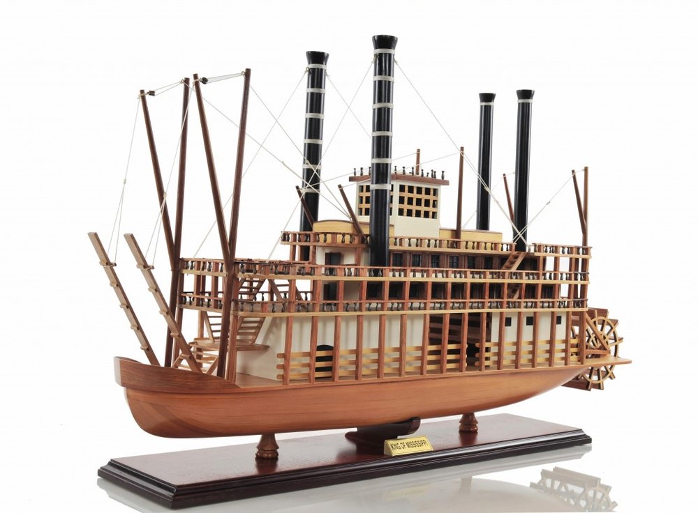 Barco modelo King of Mississippi de 17" de madera maciza marrón pintado a mano