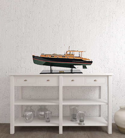 Barco pesquero Pilar Hemingway de 15" de madera maciza negra y verde, pintado a mano, modelo 1934