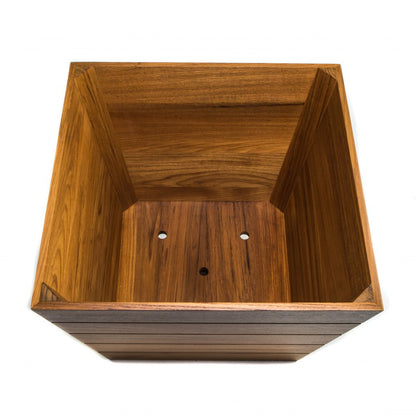 Jardinera cuadrada de madera marrón de 19" para interior y exterior