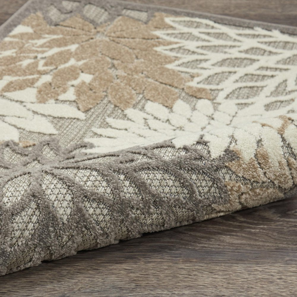 10' X 13' Gray And Ivory Indoor Outdoor Area Rug