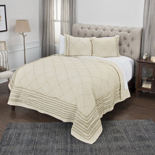 Ivory Geometric Queen Quilt