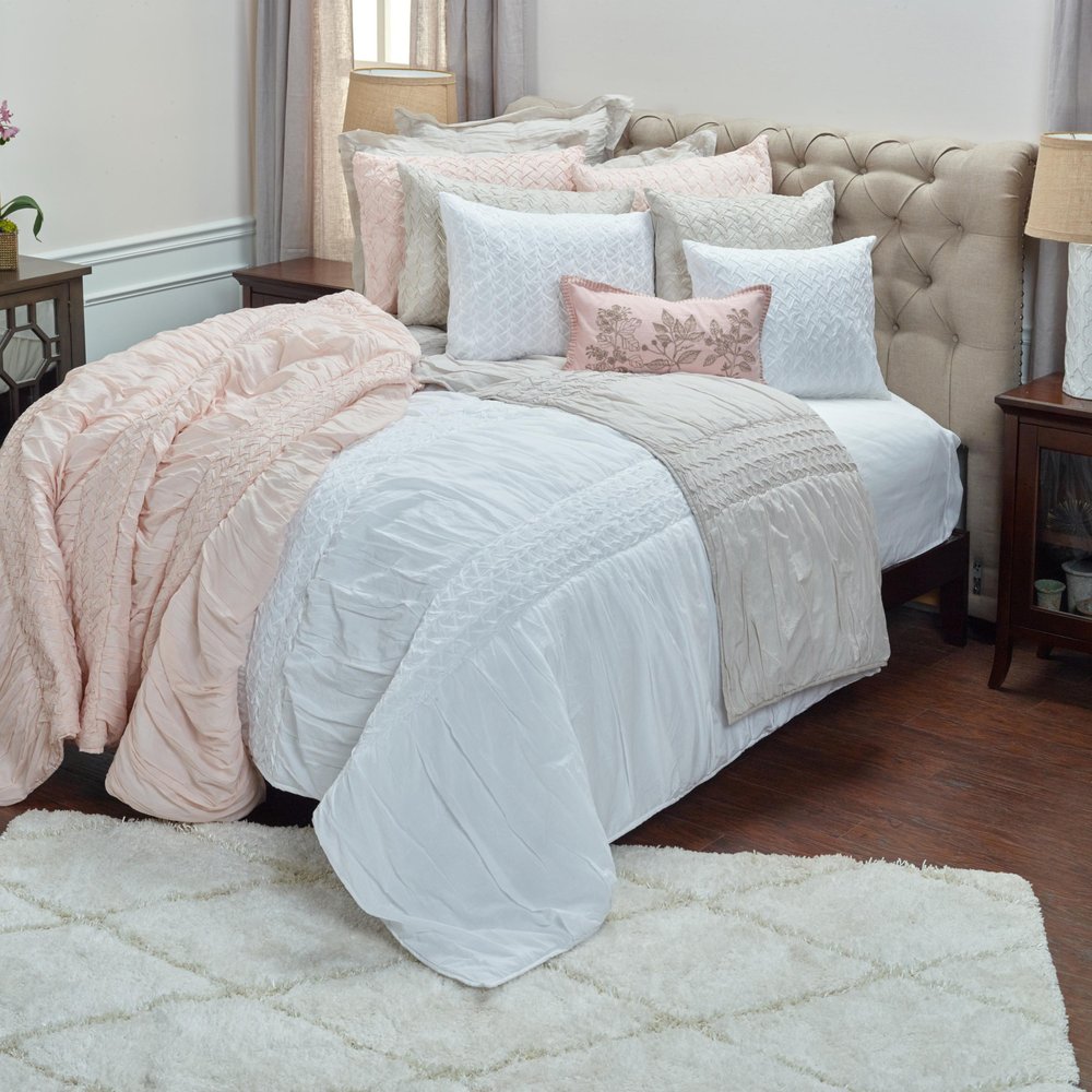 White Geometric Queen Quilt