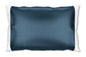 Funda de almohada de seda azul con extremos abiertos