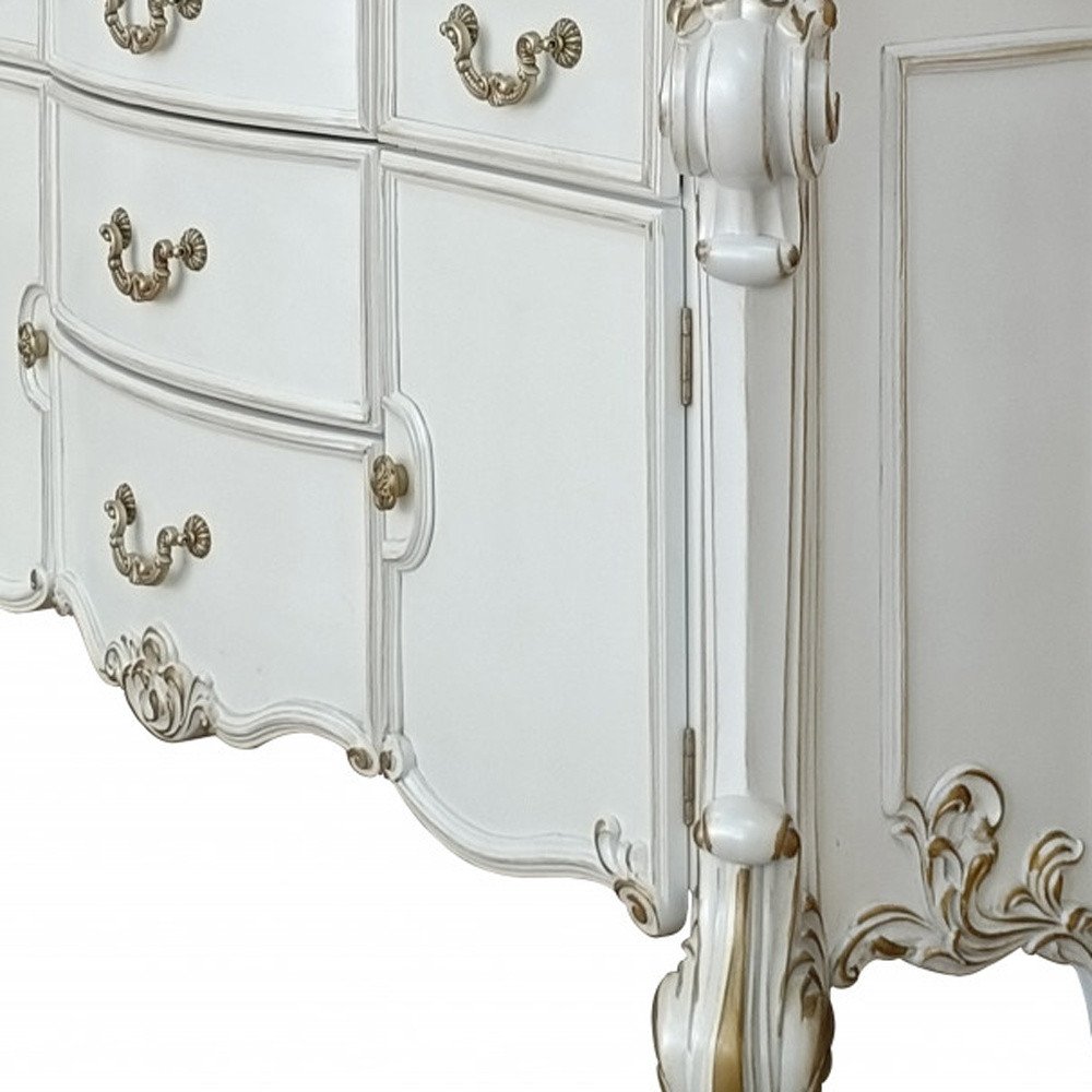 Cómoda triple de cinco cajones de madera maciza y manufacturada color perla de 71"