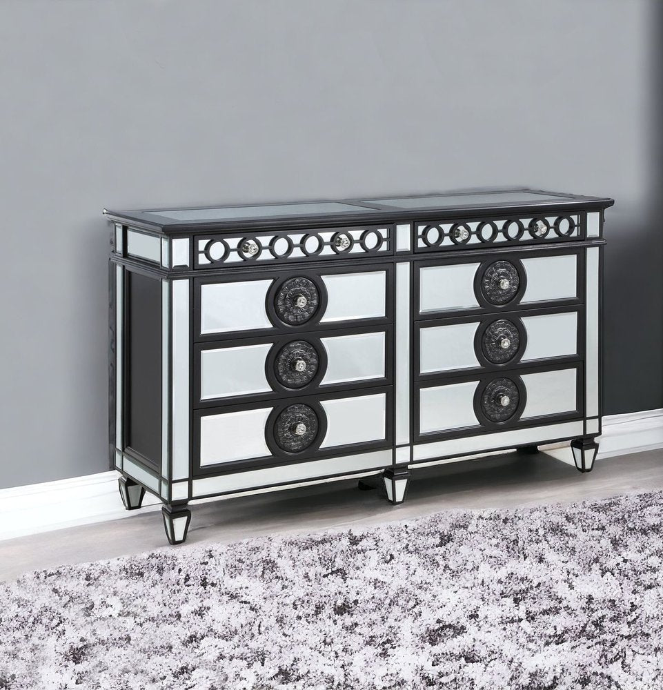 Cómoda doble de 68" con ocho cajones, de madera maciza fabricada en negro y plateado, con espejo
