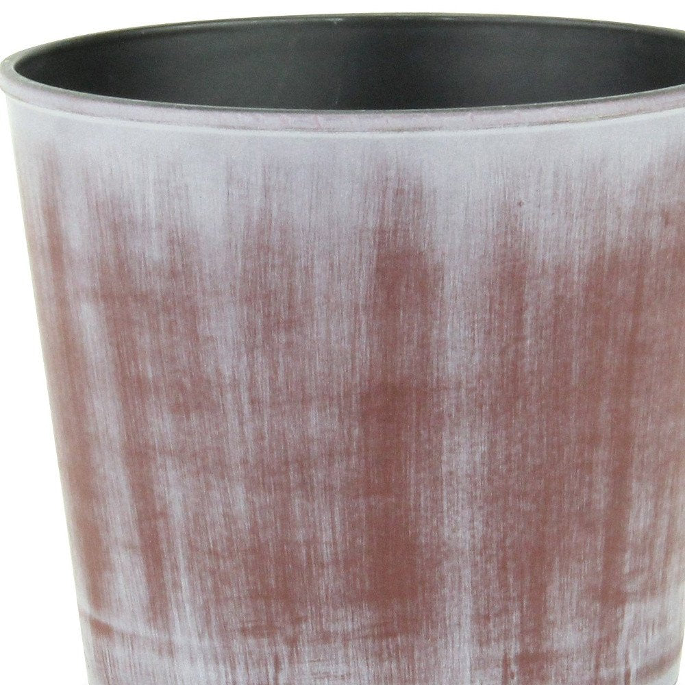 Maceta redonda de plástico reciclado de 15 cm, con textura en tonos marrones y marfil, para interior y exterior.