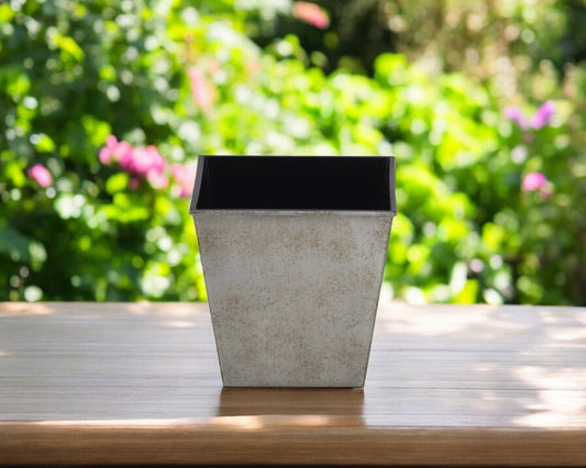 Maceta cuadrada de plástico reciclado gris de 5" para interior y exterior
