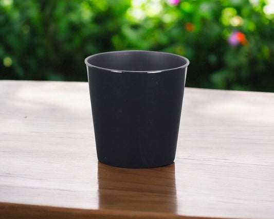 Maceta redonda de 5" de plástico reciclado negro para interior y exterior