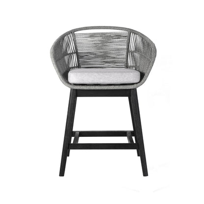 Silla de bar para exteriores de 38" de madera maciza gris claro con respaldo bajo y reposapiés