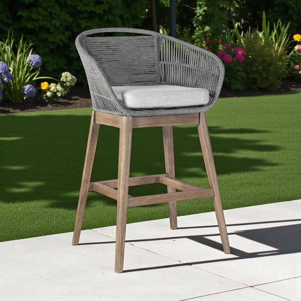 Silla de bar para exteriores de madera maciza gris de 43" con respaldo bajo y reposapiés