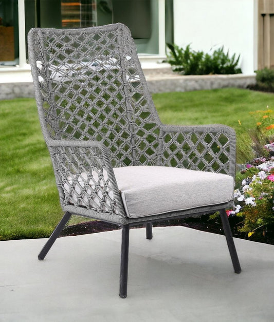 Silla de comedor para interior y exterior de acero gris y negro de 26" con cojín gris