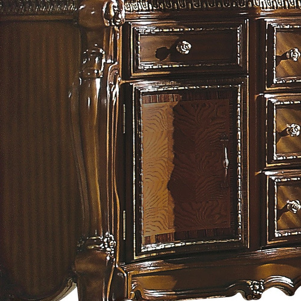 Cómoda triple de cinco cajones de madera maciza y manufacturada marrón de 69"