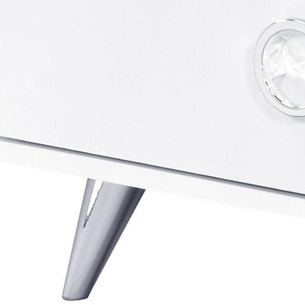 Cómoda doble de 47" de madera manufacturada con acabado blanco y seis cajones