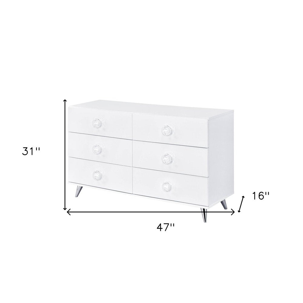 Cómoda doble de 47" de madera manufacturada con acabado blanco y seis cajones