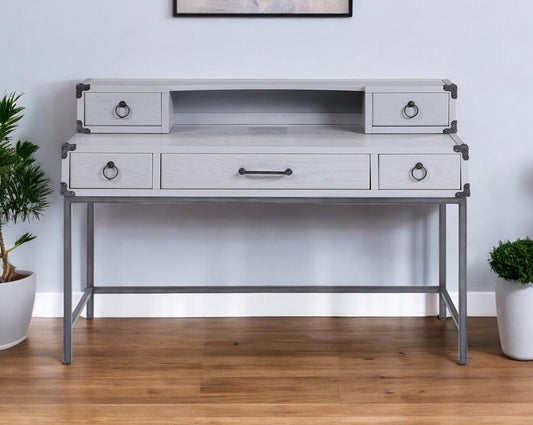 Escritorio de madera gris de 54" con cinco cajones