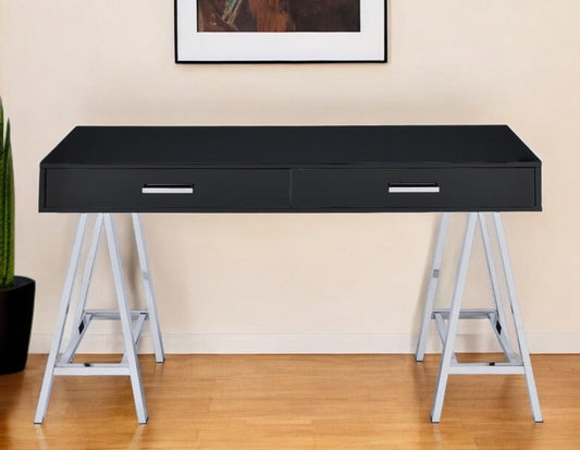 Escritorio negro y plateado de 54" con dos cajones