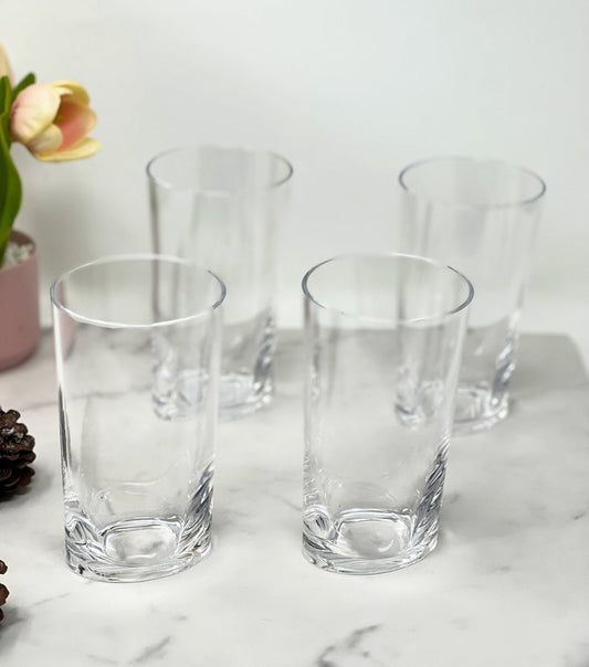 Juego de cuatro vasos altos de plástico Tritan transparente