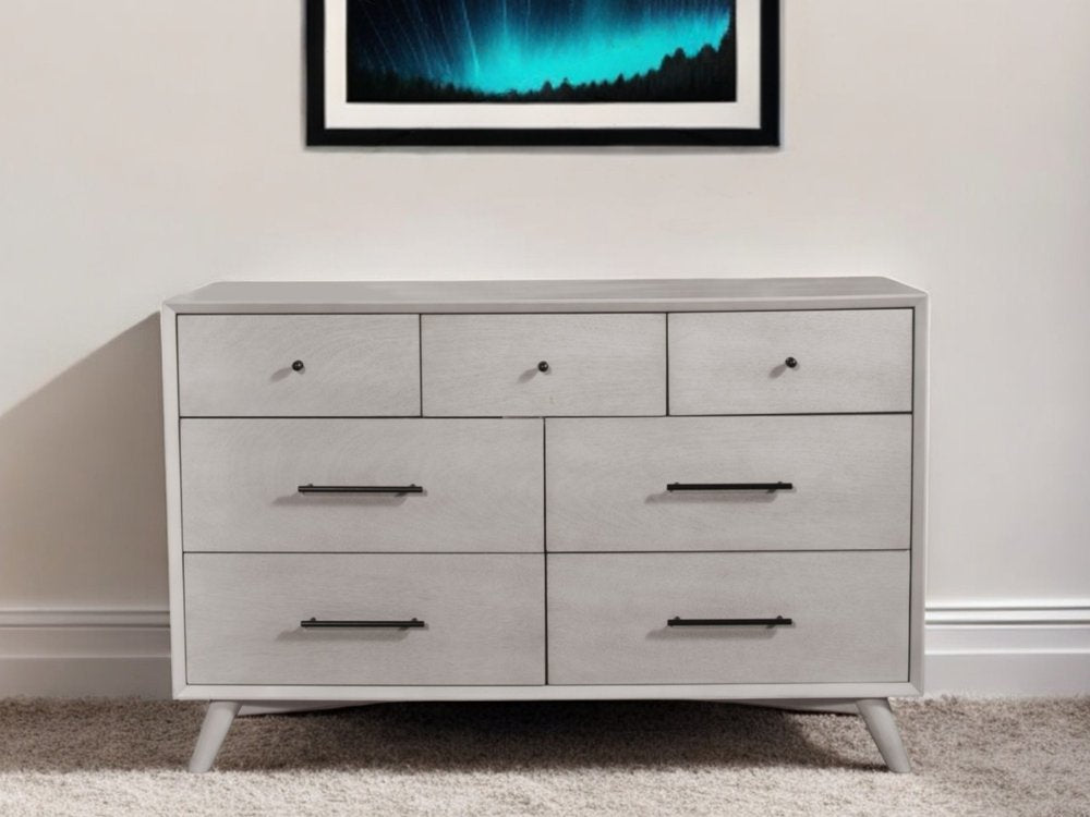 Cómoda doble de siete cajones de madera maciza gris de 59"