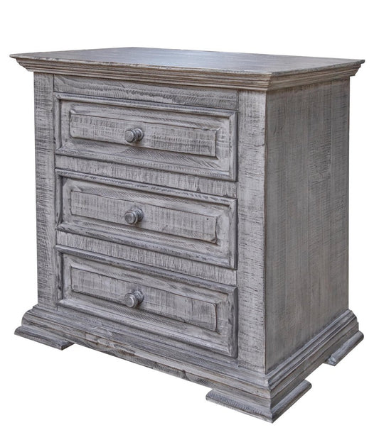Mesita de noche de tres cajones de madera maciza gris de 32"