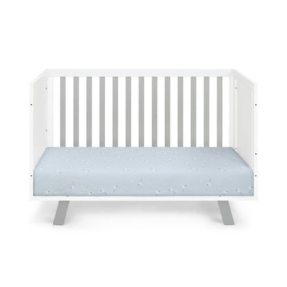 Cuna convertible tres en uno estándar de madera maciza y manufacturada en gris y blanco