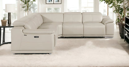Seccional esquinero de cinco piezas en forma de U, reclinable eléctrico, de cuero italiano beige con consola