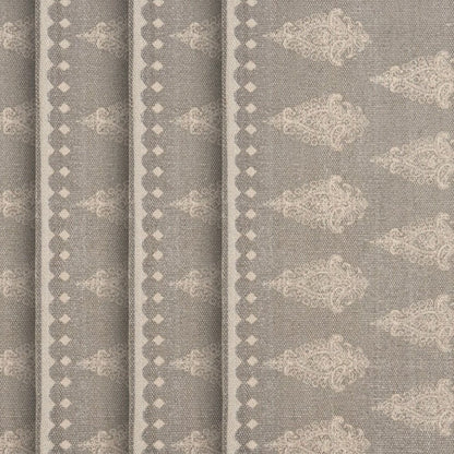 19" Set of Four Gray And Cream Geometric Medallion Cotton Placemats