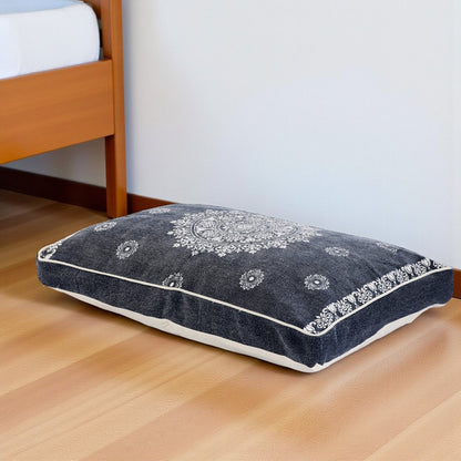 24" X 36" Stonewashed Red Medallion Pillow Style Pet Bed With Removable Cover
