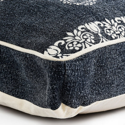 24" X 36" Stonewashed Red Medallion Pillow Style Pet Bed With Removable Cover