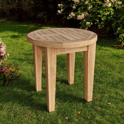 Mesa auxiliar para exterior de madera maciza natural redondeada de 20"