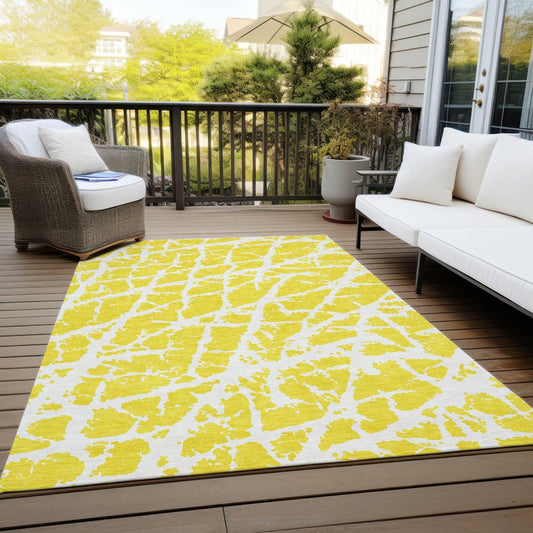 9' X 12' Yellow and White Abstract Washable Non Skid Indoor Outdoor Area Rug