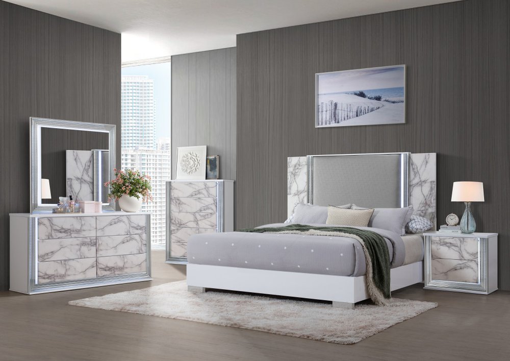 Cómoda de cinco cajones iluminada de 49" con imitación de mármol blanco y plateado