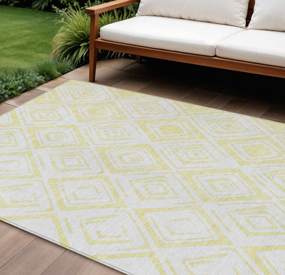 9' X 12' Yellow And Ivory Geometric Washable Indoor Outdoor Area Rug