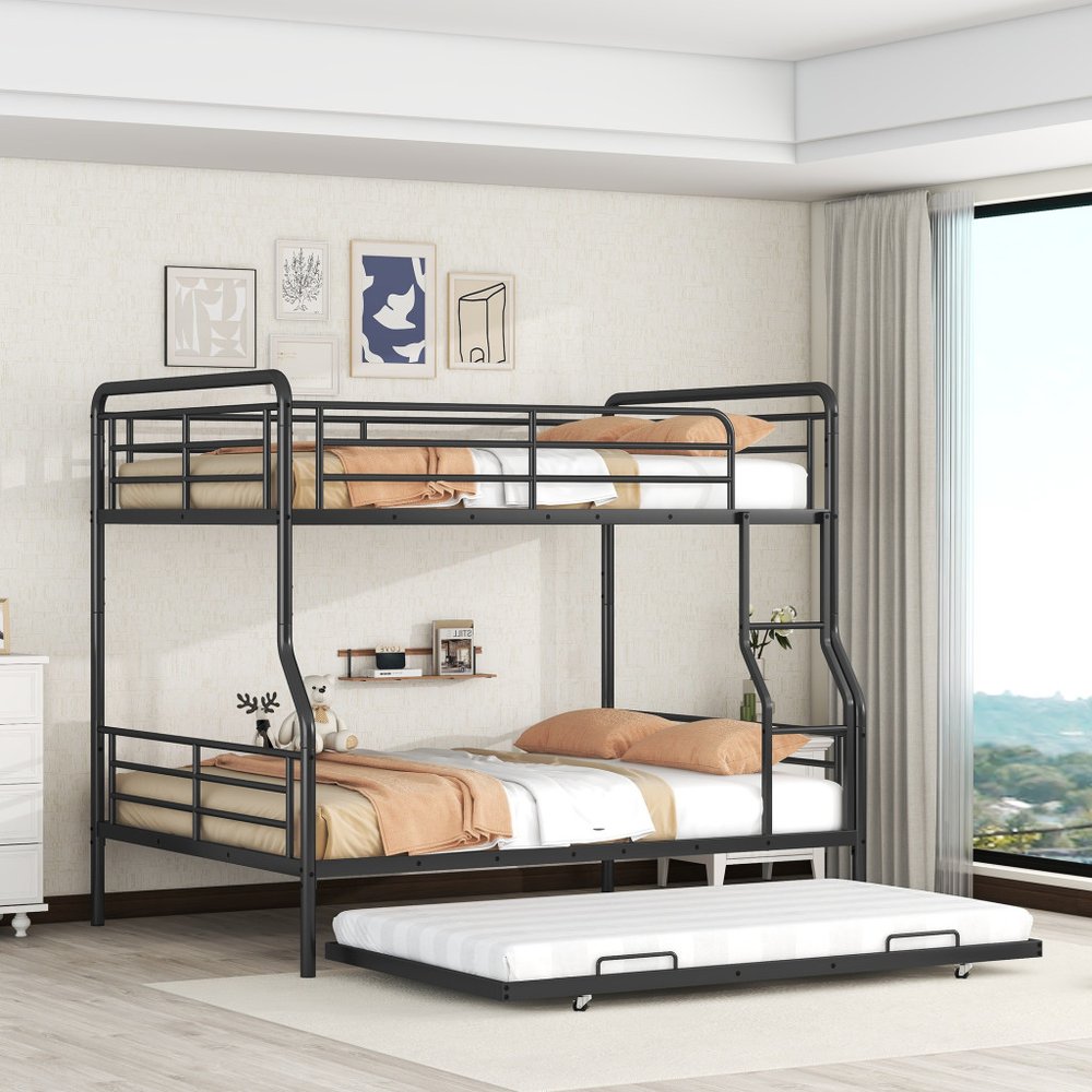 Litera contemporánea de metal color negro tamaño full XL sobre queen con cama nido