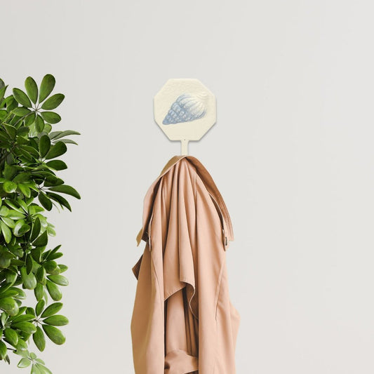 Gancho de pared de caracola de hierro fundido azul y crema de 4"
