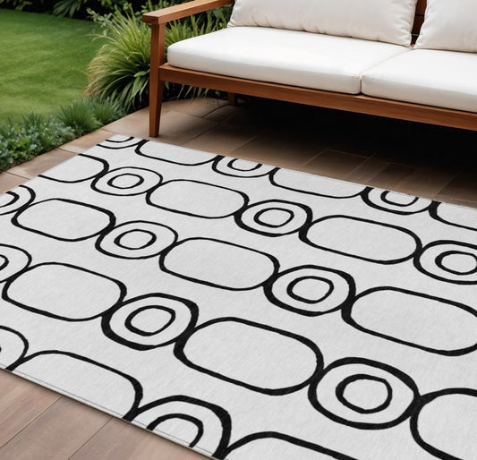9' X 12' White And Black Geometric Washable Indoor Outdoor Area Rug