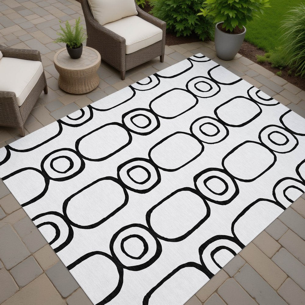 9' X 12' White And Black Geometric Washable Indoor Outdoor Area Rug