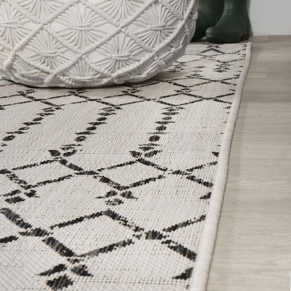 10' Cream And Black Trellis Indoor Outdoor Runner Rug