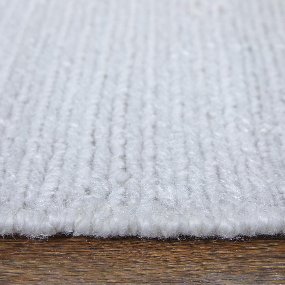 9' X 13' White Handmade Indoor Outdoor Area Rug